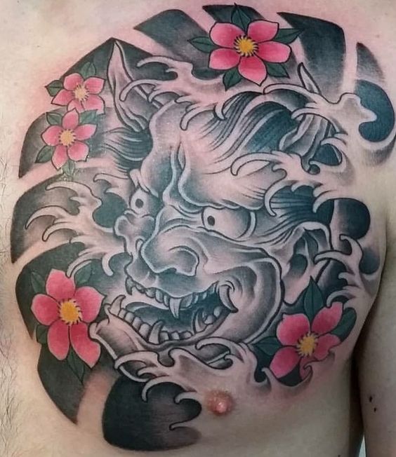 tattoo mặt quỷ kết hợp hoa anh đào