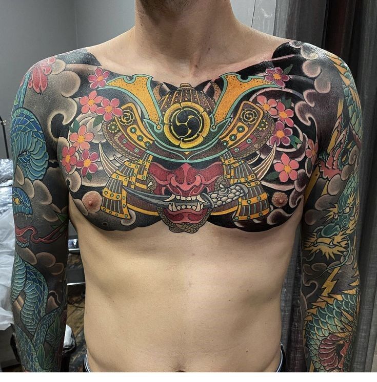 mẫu tattoo full ngực cực ấn tượng