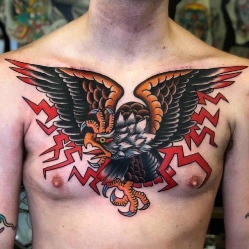 mẫu tattoo giữa ngực độc lạ