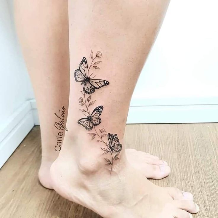 đẹp mắt với mẫu tattoo đàn bướm