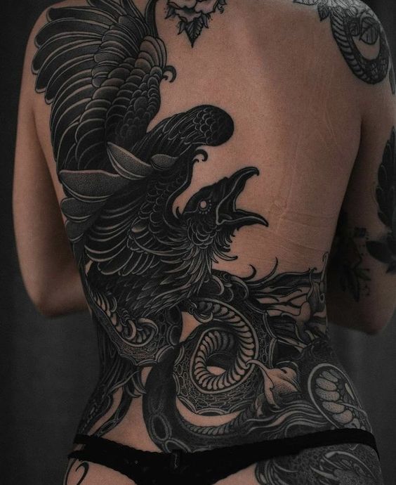 mẫu tattoo nghệ thuật mang ý nghĩa cô đơn