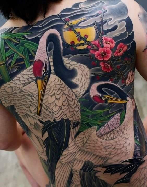 mẫu tattoo con cái hạc full sống lưng rất rất chất