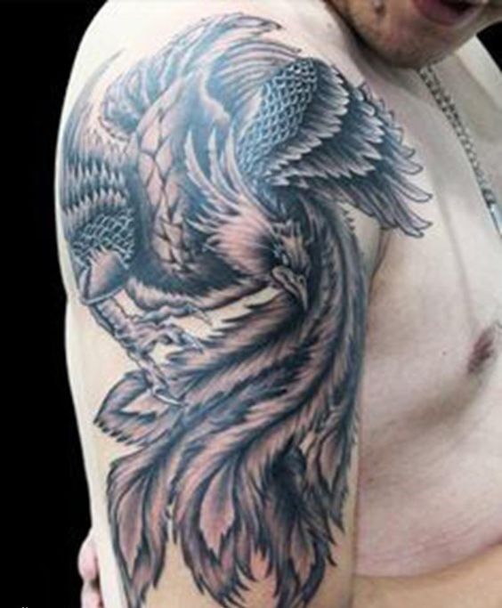 tattoo phượng hoàng cực chất của anh khách