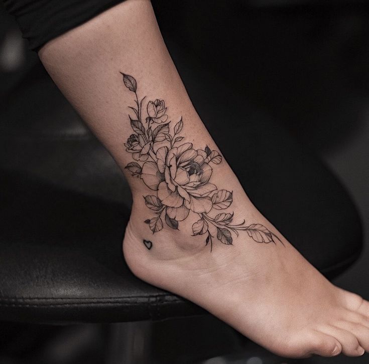 Tattoo hình hoa nghệ thuật