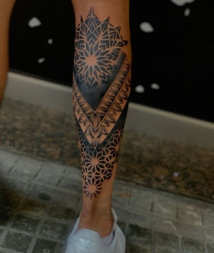 mẫu tattoo hoa văn thể hiện cá tính