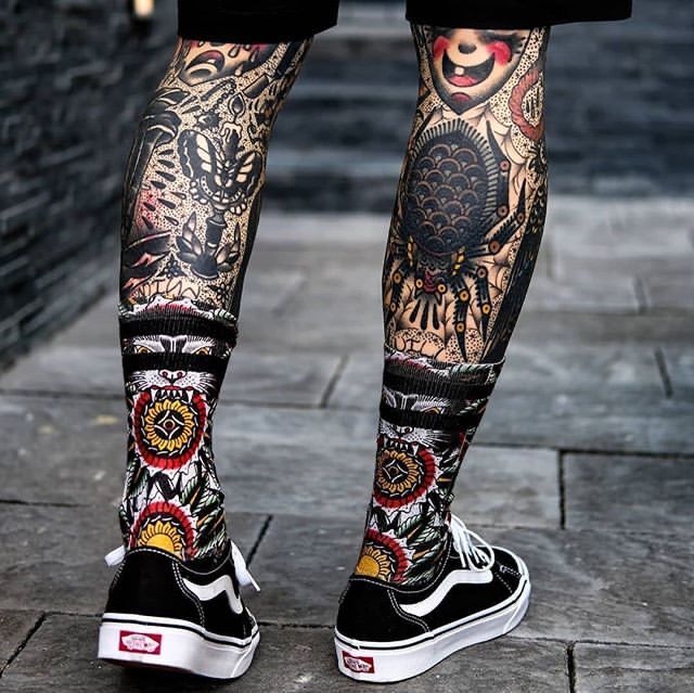 nét độc đáo và cá tính qua mẫu tattoo ở bắp chân