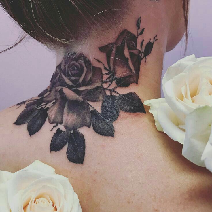 tatto hoả hồng lôi cuốn sau gáy