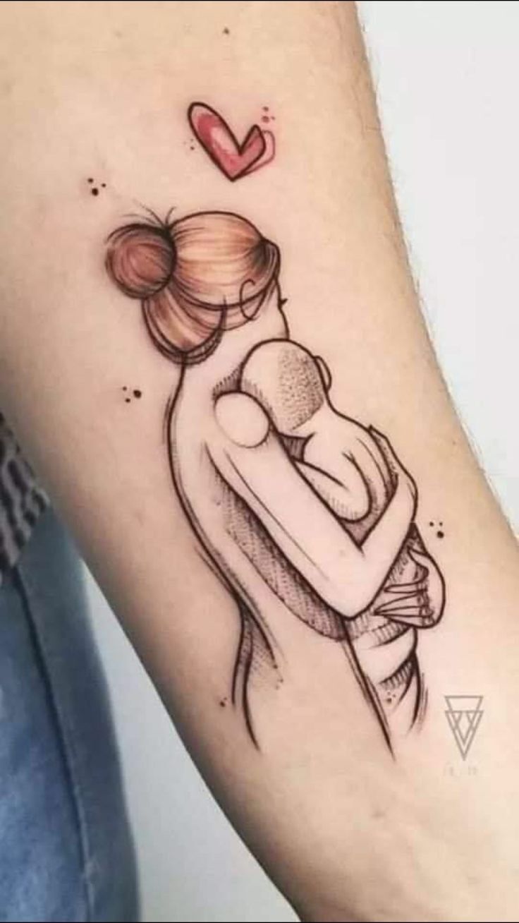 tattoo mẹ bồng con tuy nhỏ nhưng ý nghĩa vô cùng lớn