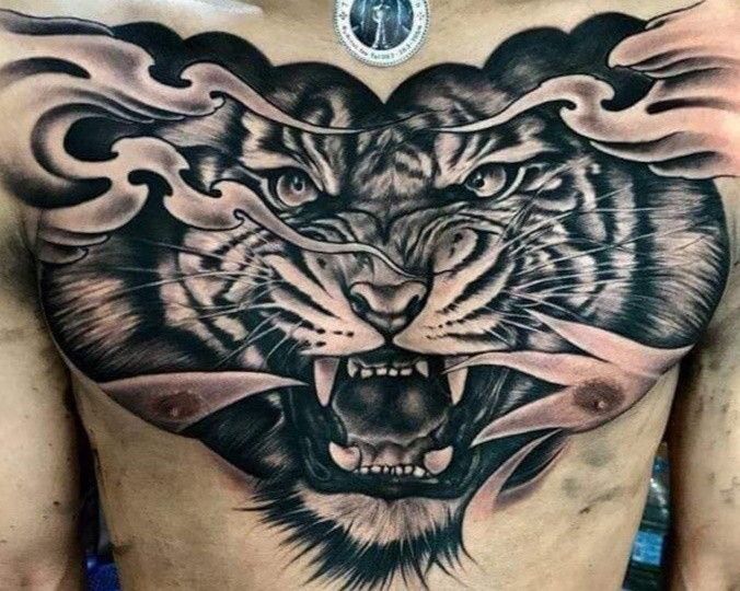 thể hiện cá tính với mẫu tattoo full ngực