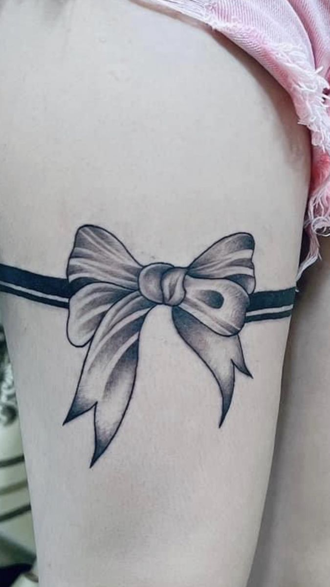 tattoo mini một chiếc nơ xinh