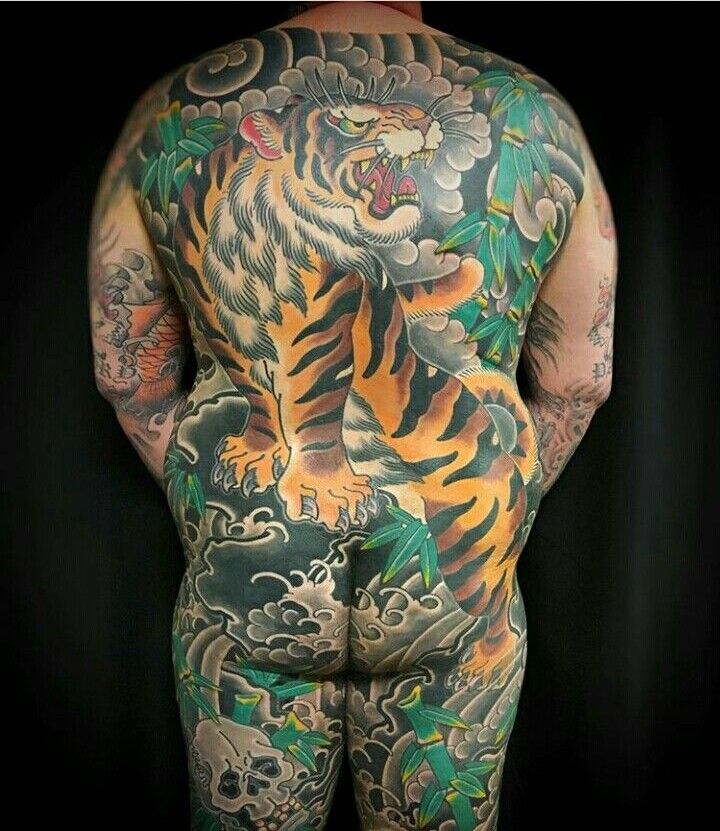 mẫu tattoo hổ uy nghiêm full kín người