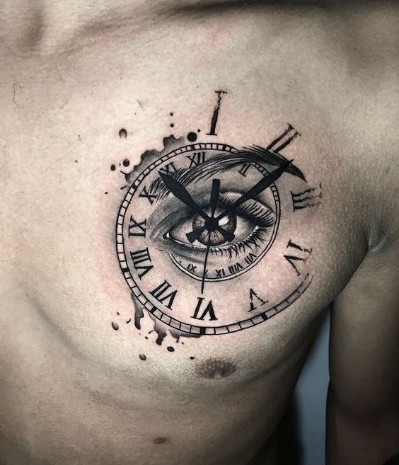 tattoo đồng hồ la mã trước ngực