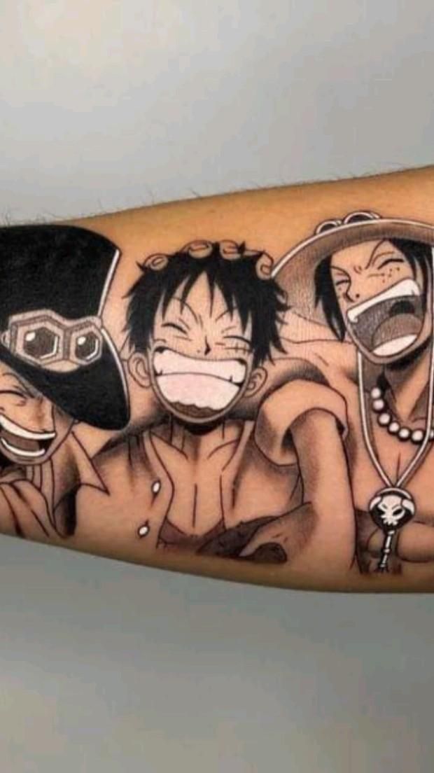 tattoo luffy cùng đồng bọn