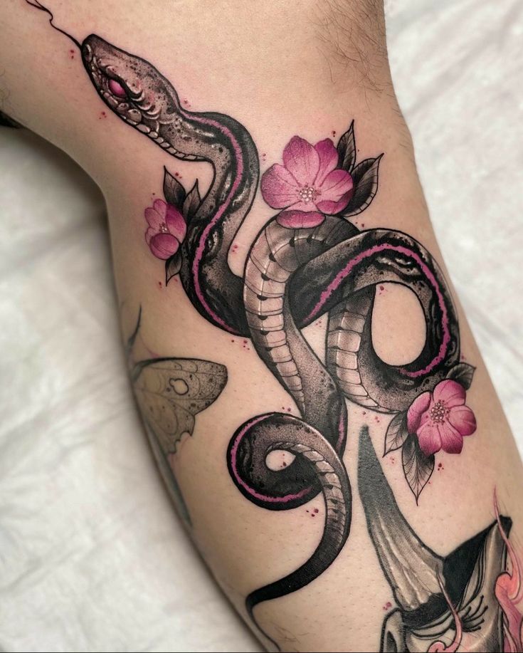 hình tattoo con rắn cực chiến